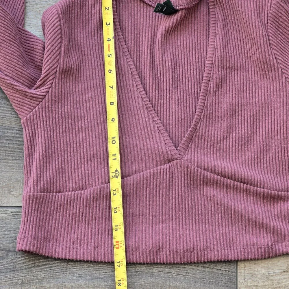 NWT - Crop Shirt, Size: XXL